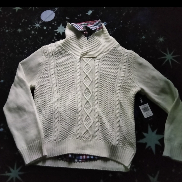 Izod Off-White Cable Knit Sweater - Picture 1 of 2